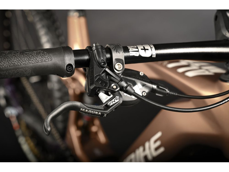 Horský elektrobicykel Haibike AllMtn CF 8