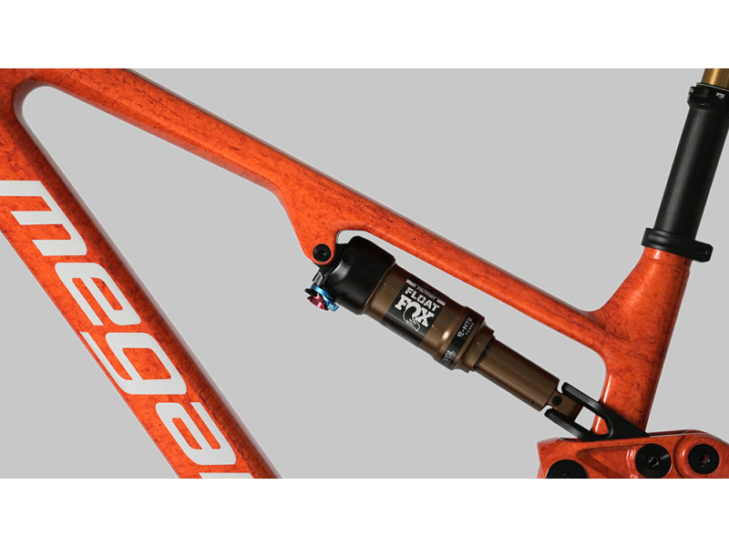 Horský elektrobicykel Megamo REASON AIR CRB 00